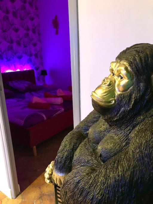 La Lover'S Jungle Pont-Sur-Yonne Екстериор снимка